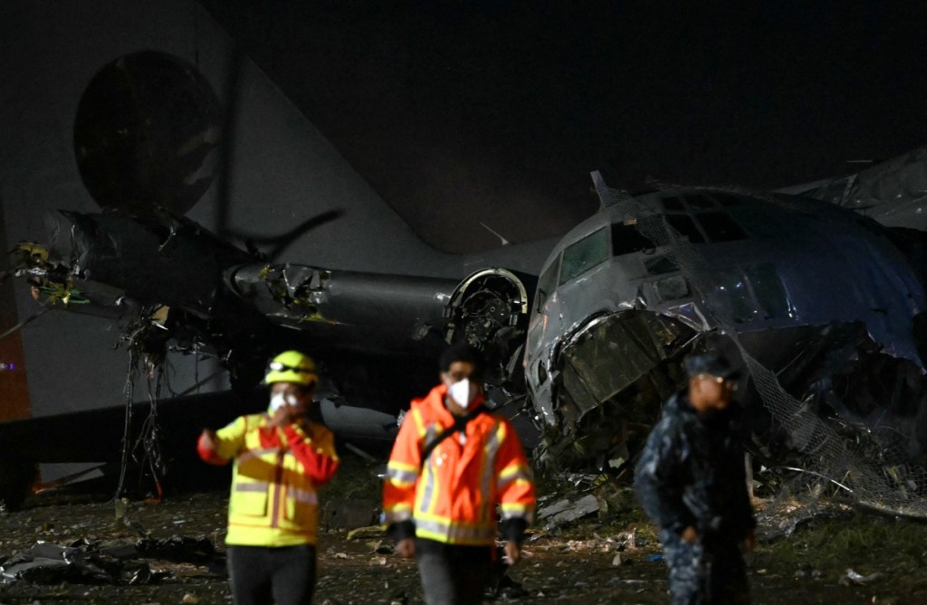Acidente com avião militar deixa ao menos 15 mortos na Bolívia