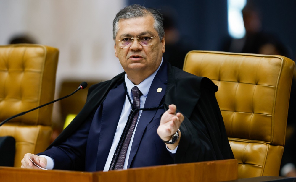 Dino determina que PF investigue novas irregularidades em emendas Pix