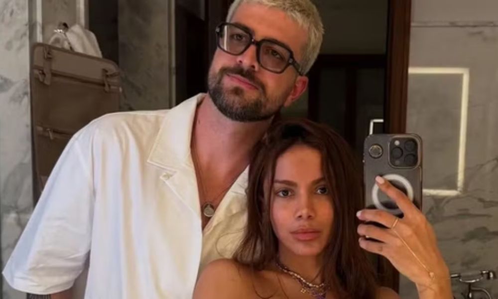 Anitta anuncia término com Ian Bortolanza: 'Comemorei cedo demais'