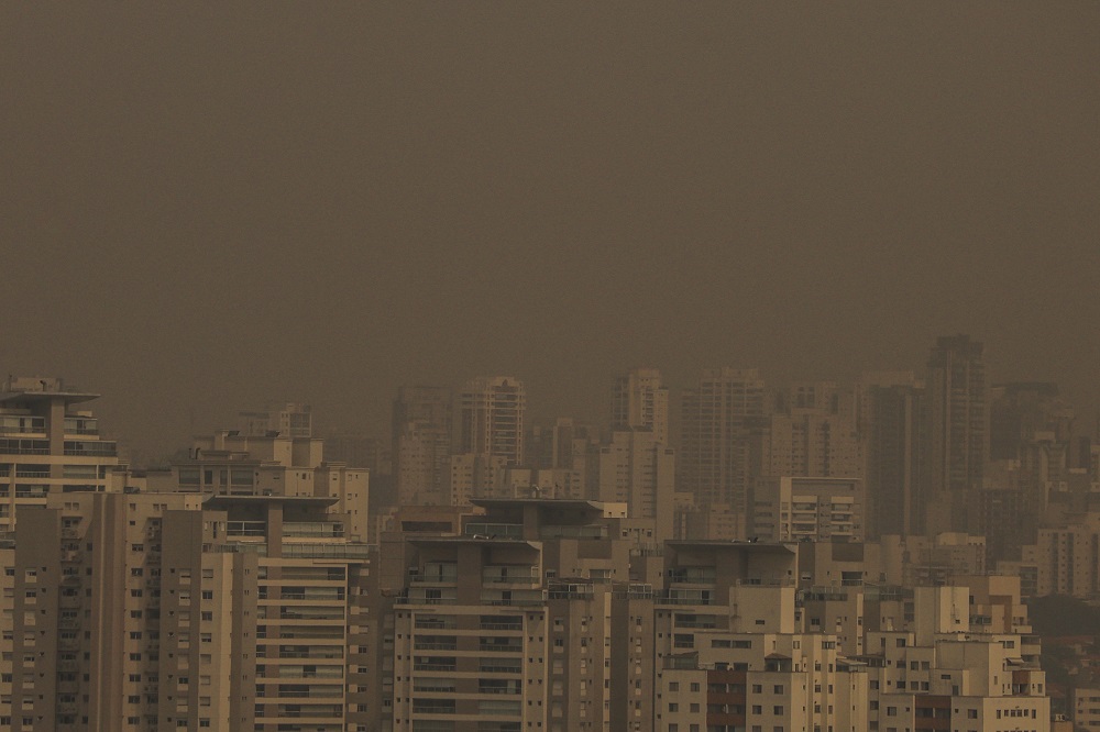 Poluição do ar ultrapassa limites de segurança no Brasil