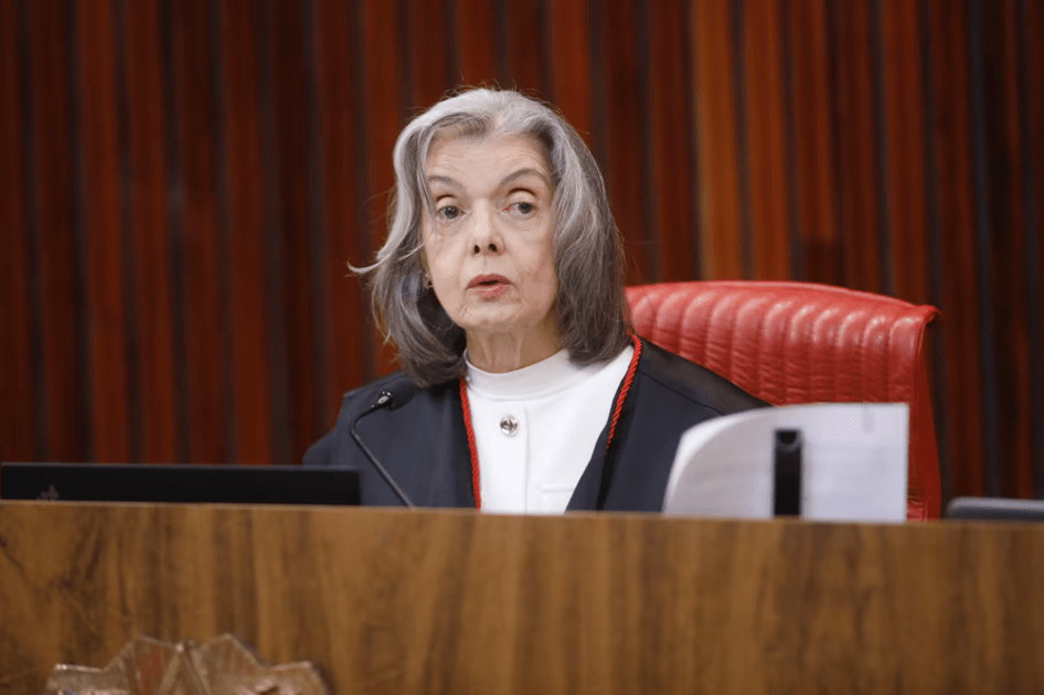 Cármen Lúcia