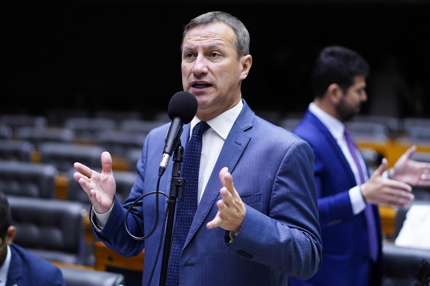 Sanderson confirma pré-candidatos ao Senado de SC, RS e DF e aposta em Zema como vice de Flávio Bolsonaro