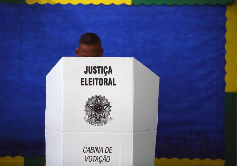 Urna de votação