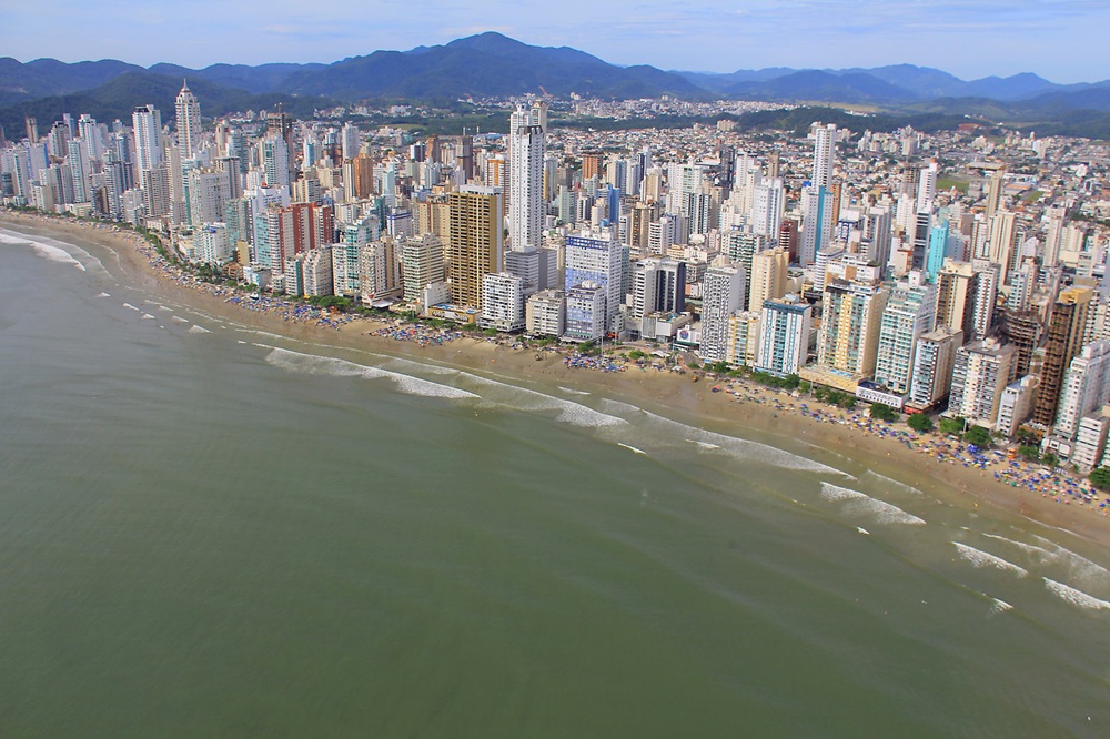 Quem é o empresário morto após cair de moto aquática em Balneário Camboriú