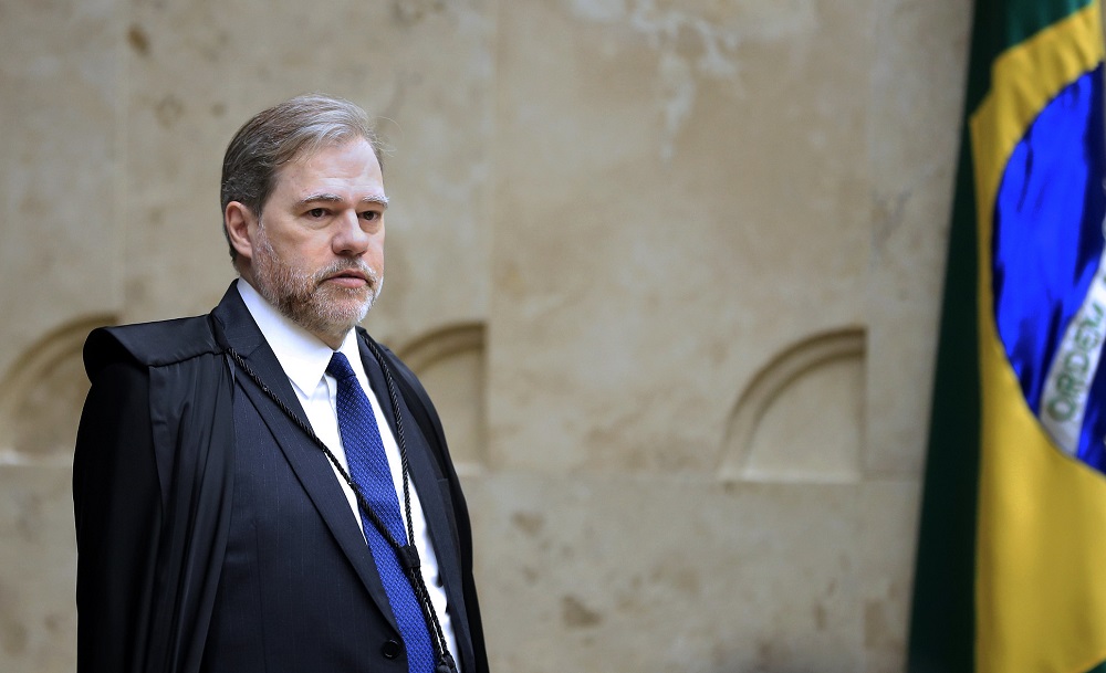 Toffoli tem momento de atrito com advogado em julgamento no STF