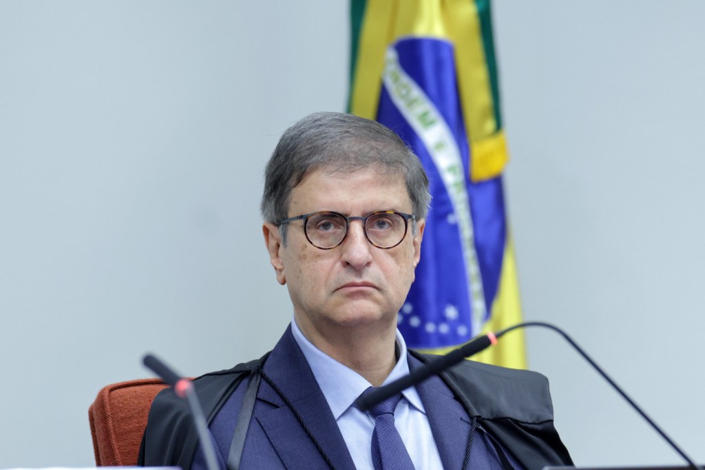 Gonet critica decisão de Dino sobre penduricalhos