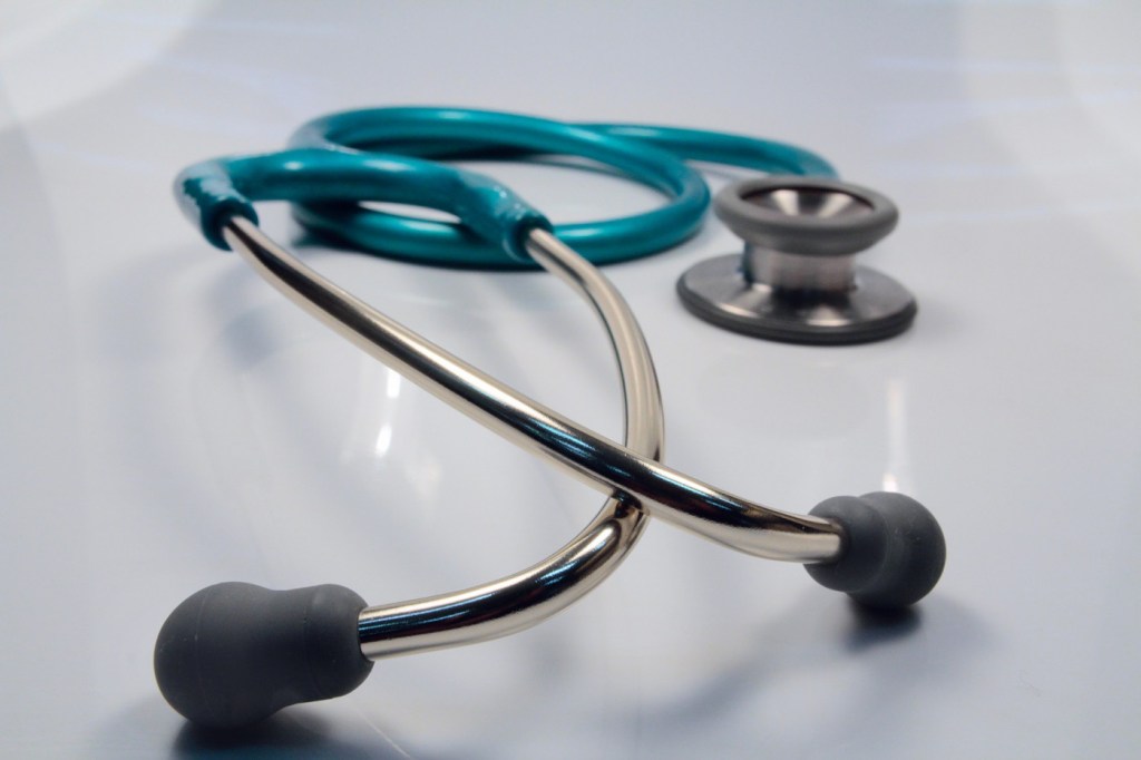 Alunos de medicina terão nova prova obrigatória do MEC