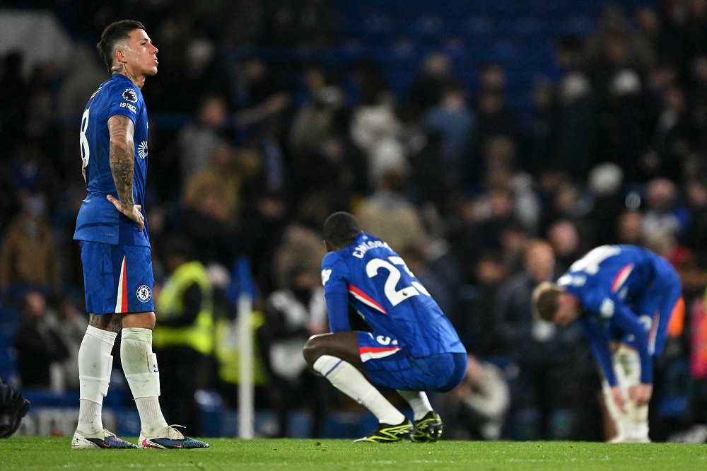 Chelsea é multado em 10 milhões de libras por irregularidades financeiras