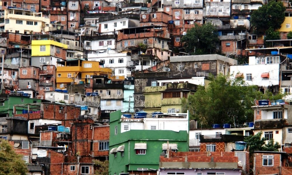A estética que você chama de feia tem nome: espoliação