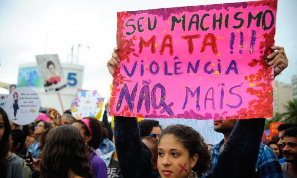 A violência doméstica e familiar e o menosprezo ou discriminação à condição de mulher estão incluídos na lei que tipifica o crime de feminicídio. Foto: Agência Brasil / Fernando Frazão