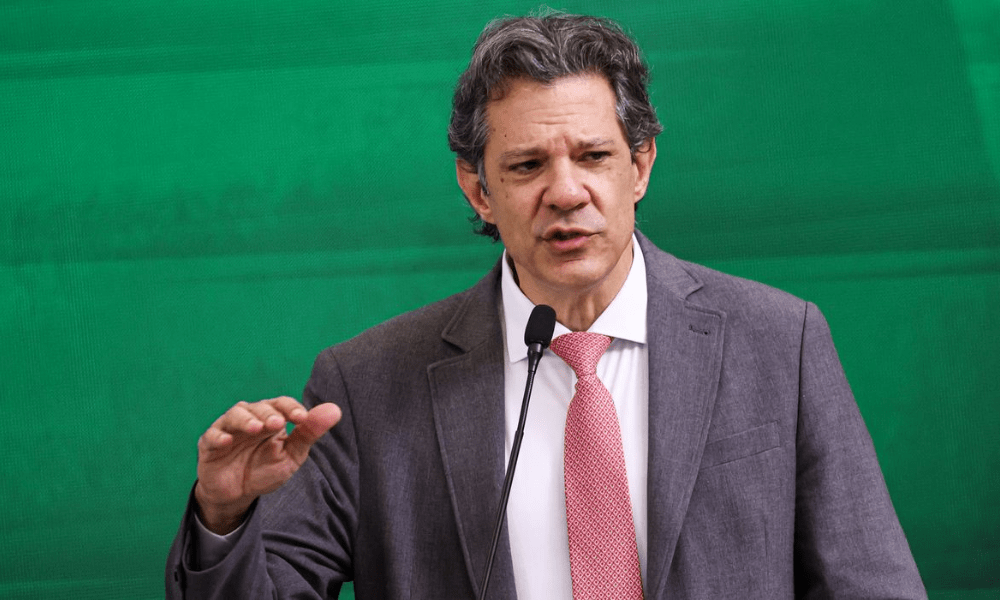 Crescimento do Master foi interrompido com Galípolo no BC, afirma Haddad
