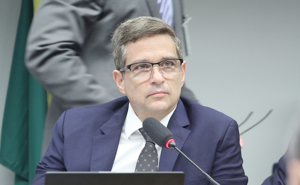 Campos Neto rebate ligação com o Caso Master e cita ‘falha de terceiros’