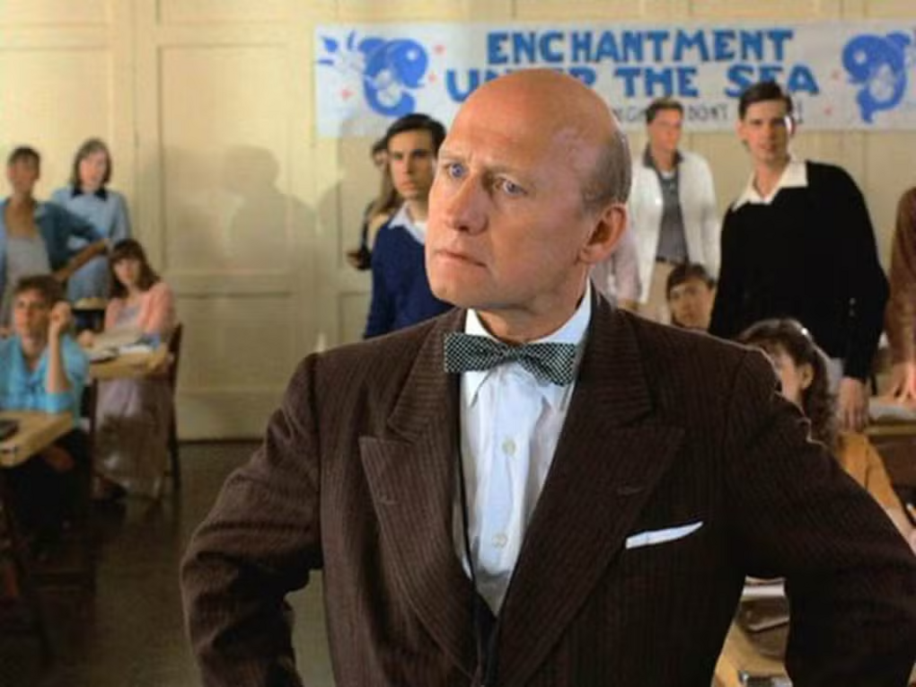 Morre James Tolkan, o diretor Strickland de 'De Volta para o Futuro', aos 94 anos