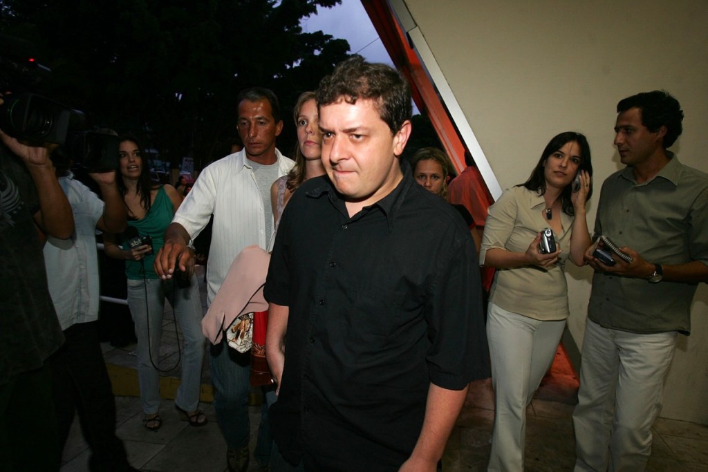 Lulinha pede suspensão de quebra de sigilo da CPMI do INSS