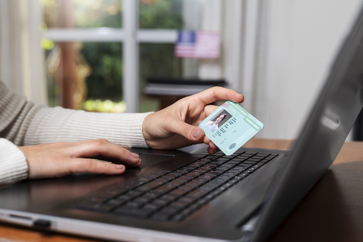 O 'Green Card por qualificação' que está mudando a imigração brasileira nos EUA