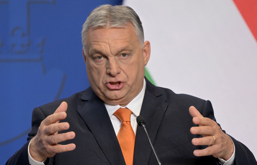 Oposição aparece à frente de Orbán em primeiros resultados na Hungria