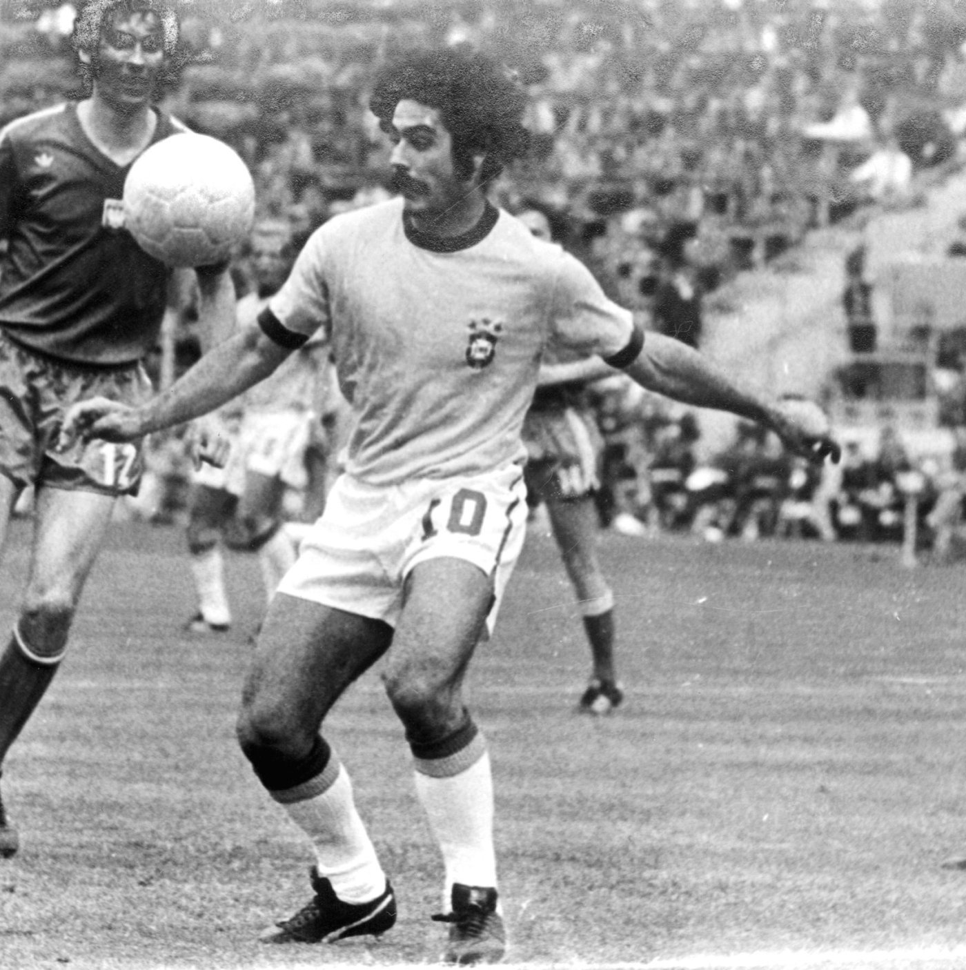 Duelo entre Brasil e Uruguai que terminou em pancadaria faz cinquenta anos