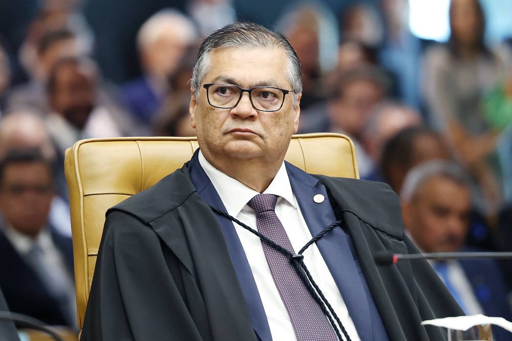 Bancos procuram ministros do STF para expor preocupações após decisão de Dino que causou perda bilionária