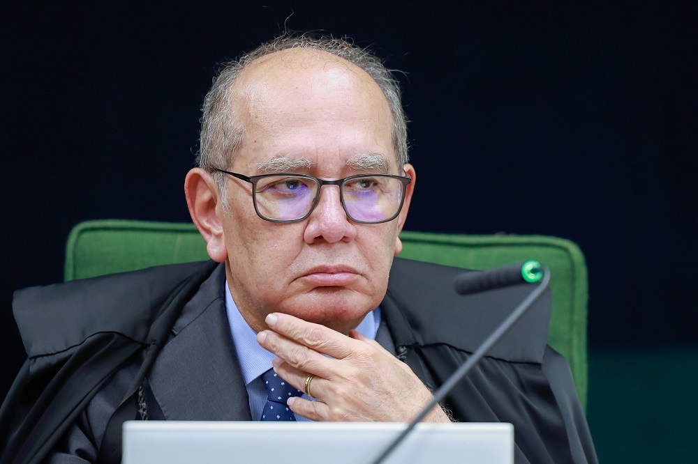 Gilmar Mendes recua e julgamento de Collor segue no plenário virtual do STF