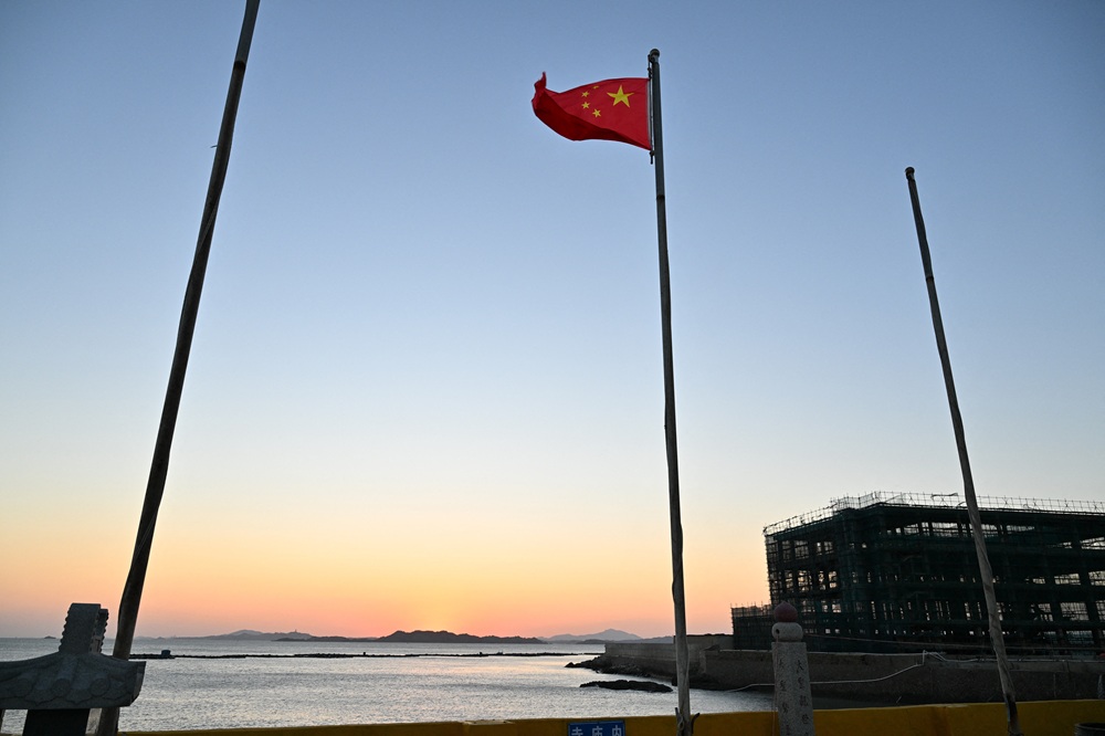 Taiwan entra em alerta após navios da China se aproximarem das ilhas Penghu 