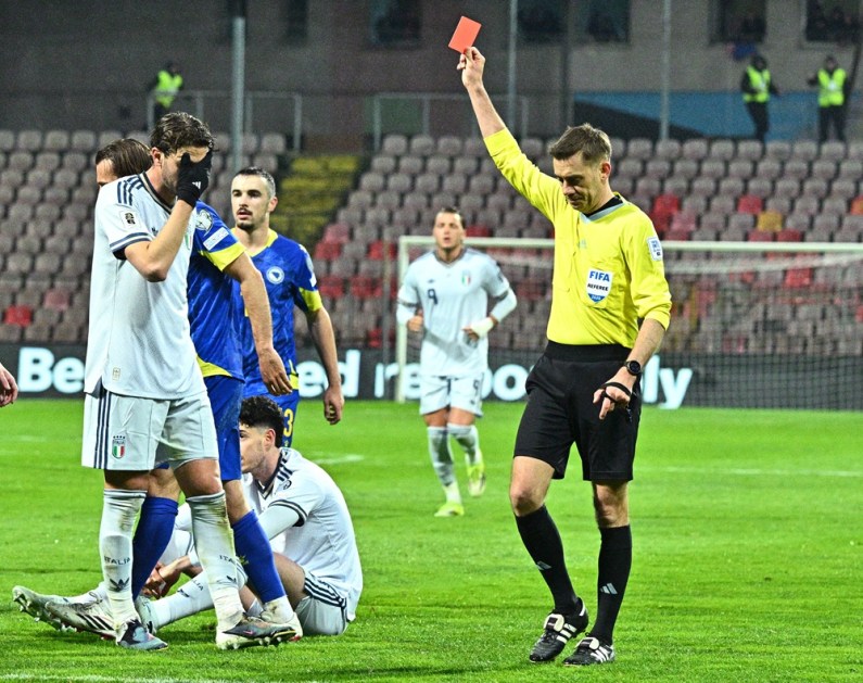 Italia eliminada