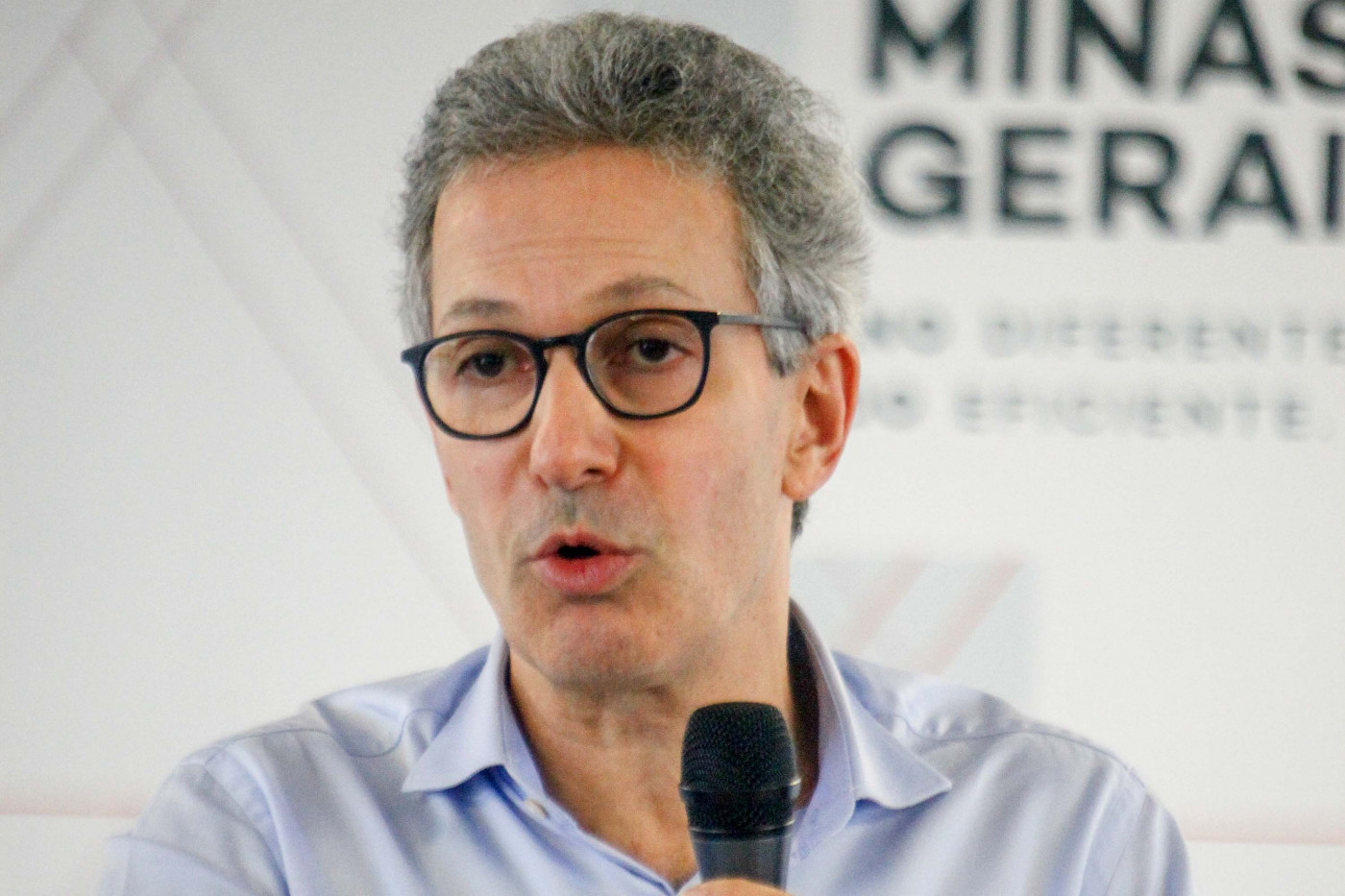 Zema compara Lula e ministros do STF à coroa portuguesa em vídeo sobre inconfidência mineira