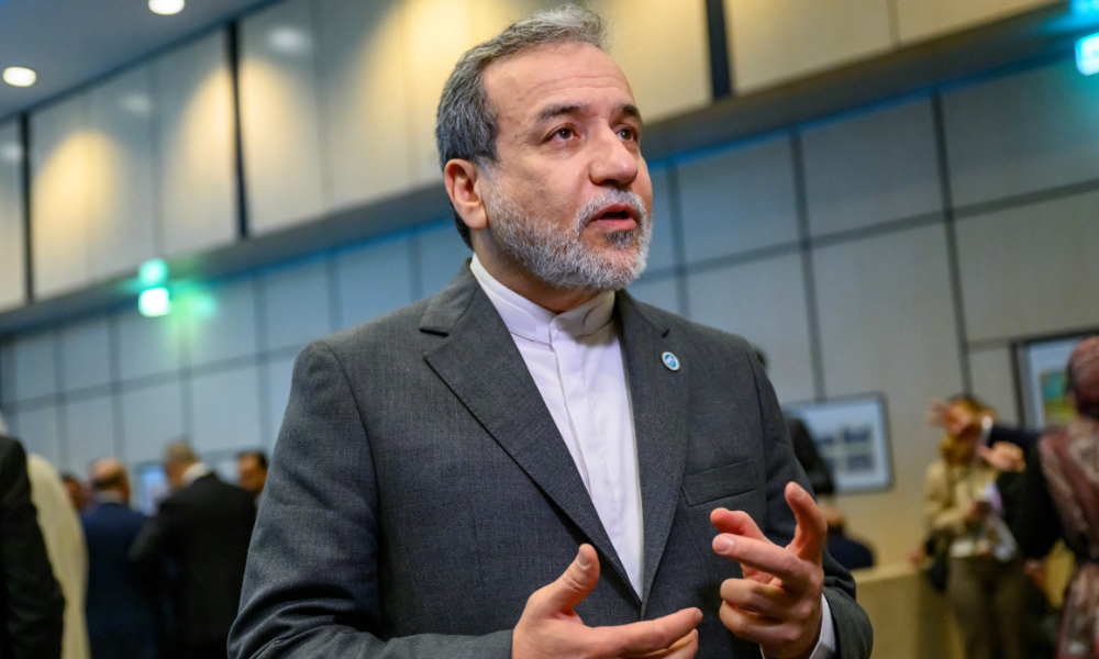 Irã considera irrealista um encontro entre Mojtaba Khamenei e Donald Trump