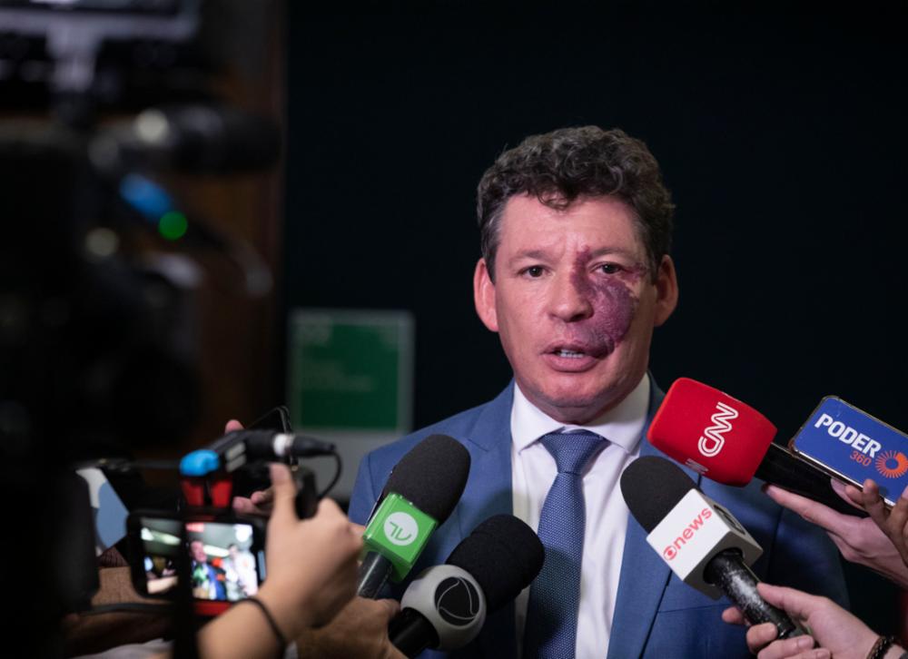 ‘Para dar segurança jurídica, é importante a alteração constitucional’, diz Reginaldo Lopes sobre fim da escala 6×1