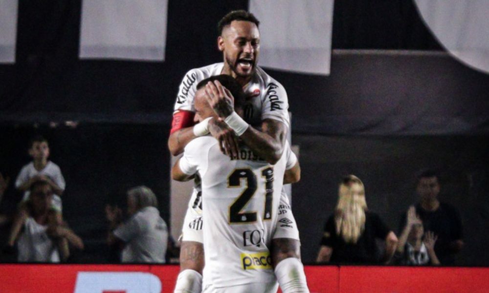 Com brilho de Neymar, Santos vence o Remo e deixa o Z-4