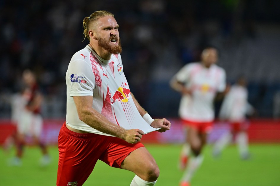 Pitta, do Red Bull Bragantino, durante partida contra o Flamengo pela nona rodada do Brasileirão 2026