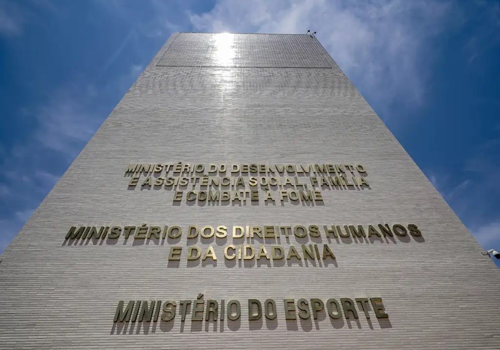 O problema fiscal da PEC da Assistência Social