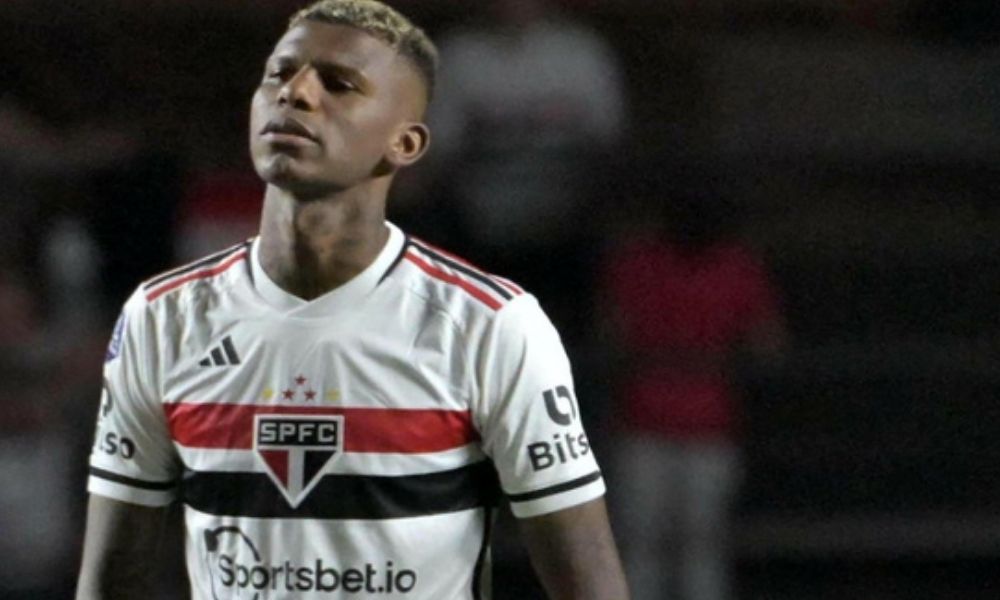 São Paulo dá 24 horas para Arboleda aparecer e explicar sumiço