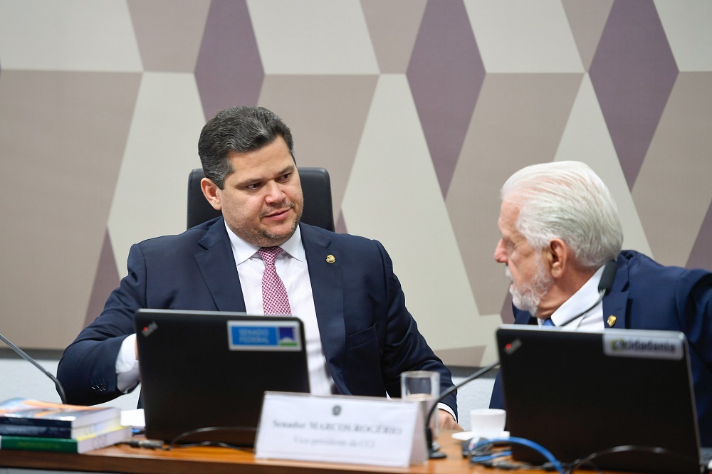 Planalto articula manter no Senado acordo da Câmara sobre 6×1, diz Jaques Wagner