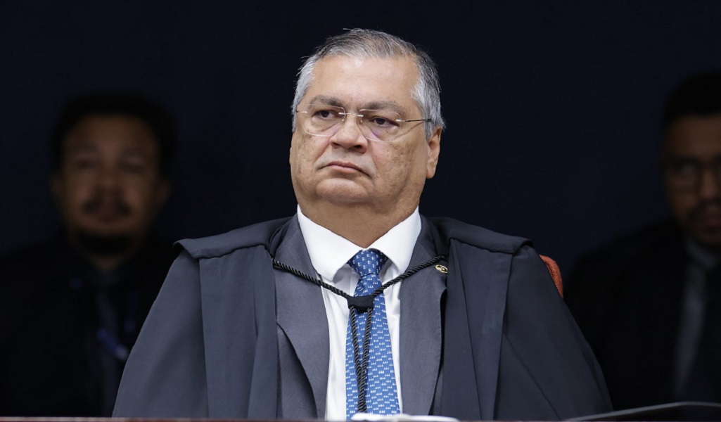 Dino determina afastamento do presidente do Tribunal de Contas do Maranhão