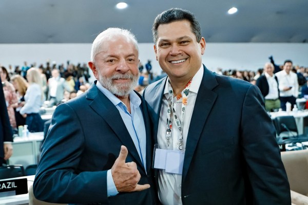 Lula se reúne com Alcolumbre e pede avanço da PEC 6×1 antes das eleições