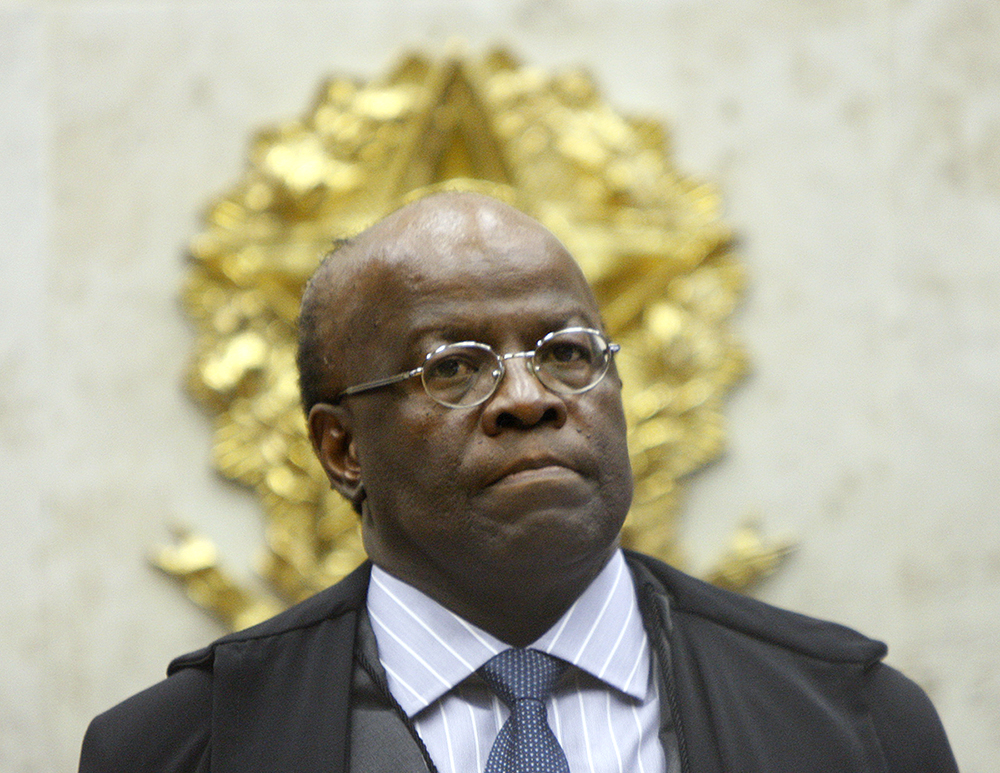 Joaquim Barbosa desiste da pré-candidatura à Presidência
