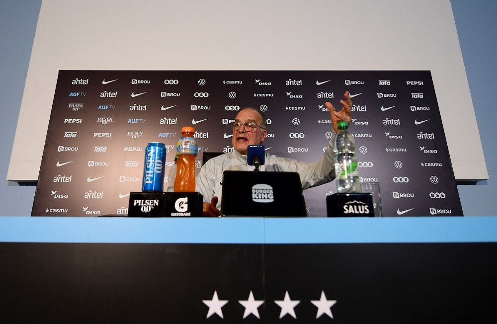 Com Arrascaeta e Piquerez, Bielsa anuncia convocados do Uruguai para a Copa