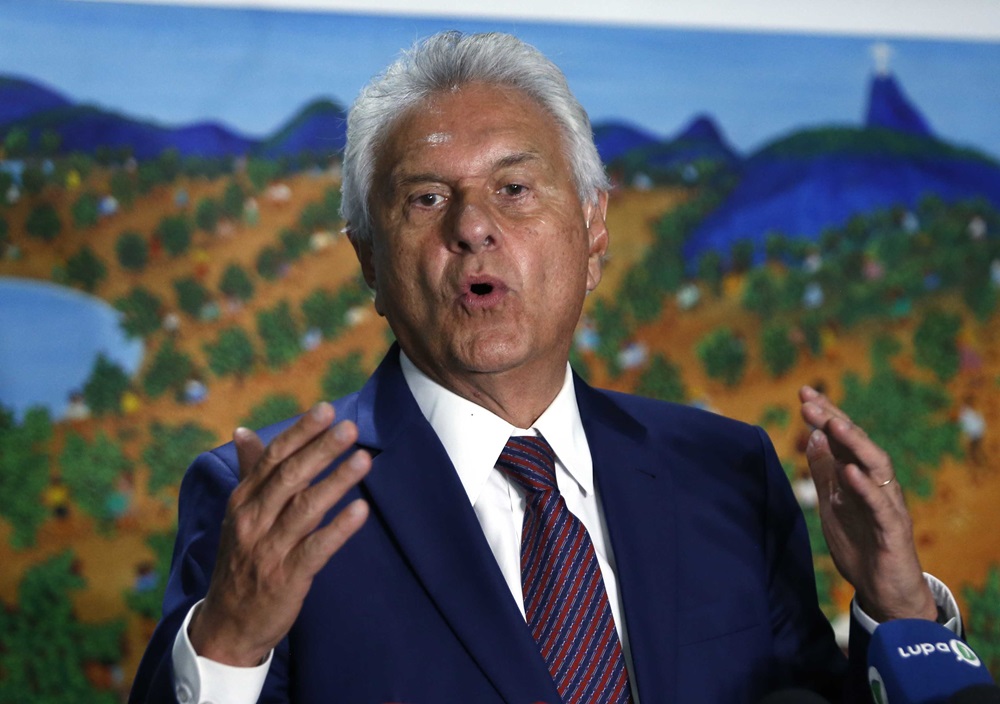 Caiado diz que impeachment de ministros do STF ‘vai acontecer’ se eleito