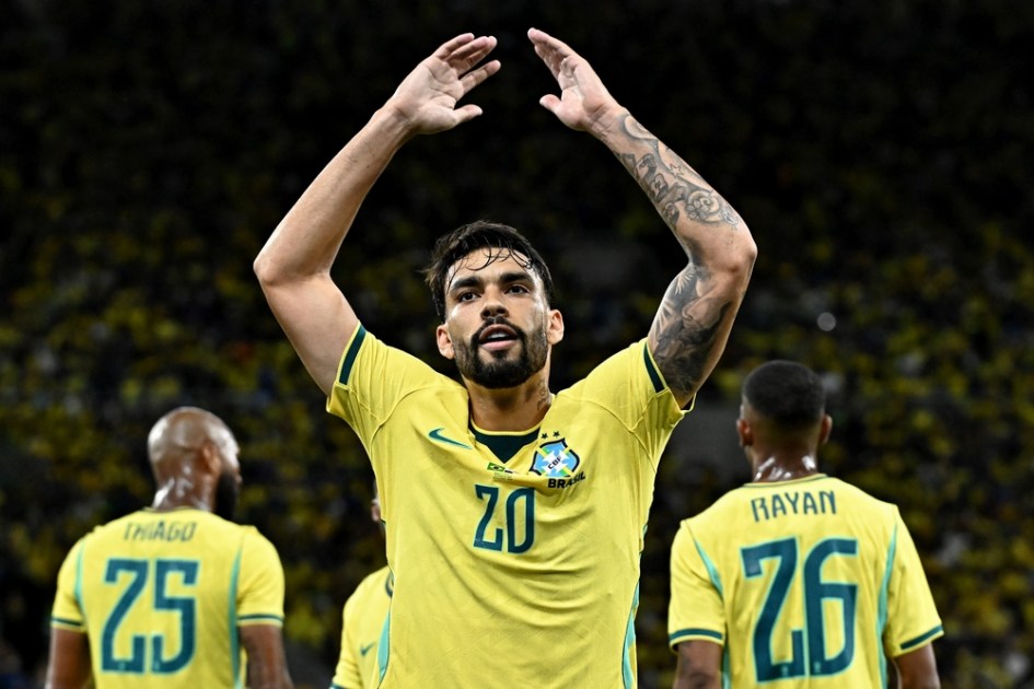 Lucas Paquetá em amistoso contra o Panamá