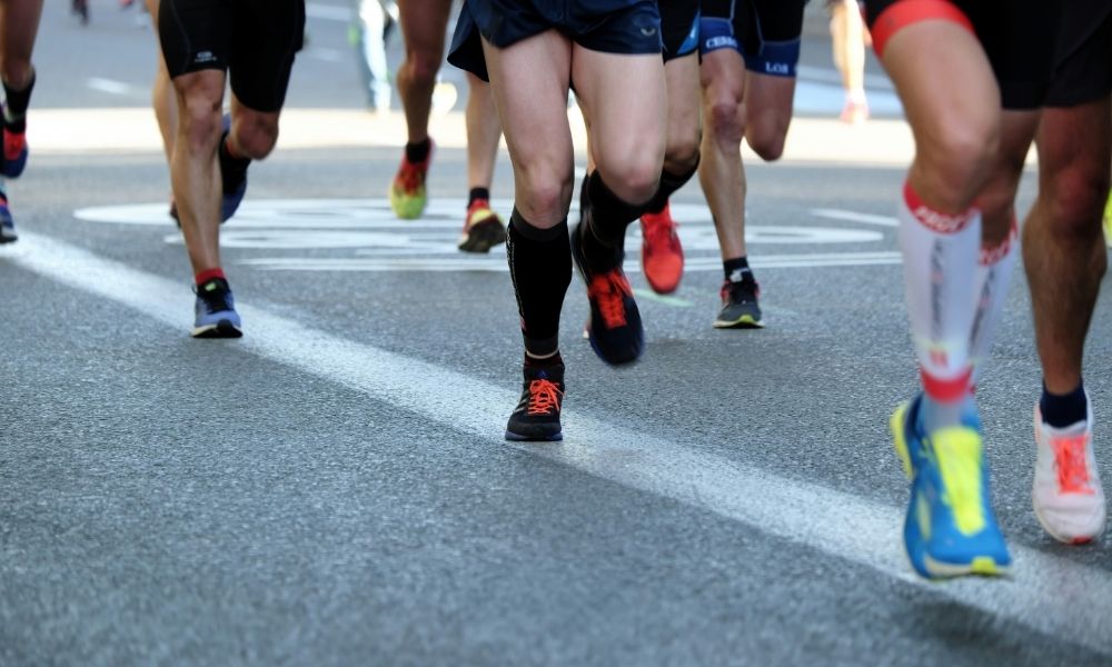 Sintomas e causas das lesões musculares ao treinar no frio