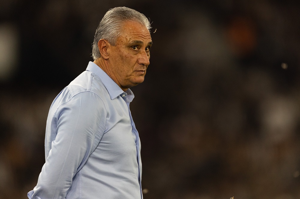 Tite anuncia volta ao futebol: ‘Estou pronto para retornar às atividades como técnico’