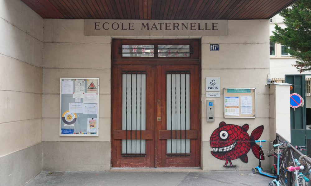 Professor brasileiro é preso em Paris por suspeita de estupro de crianças