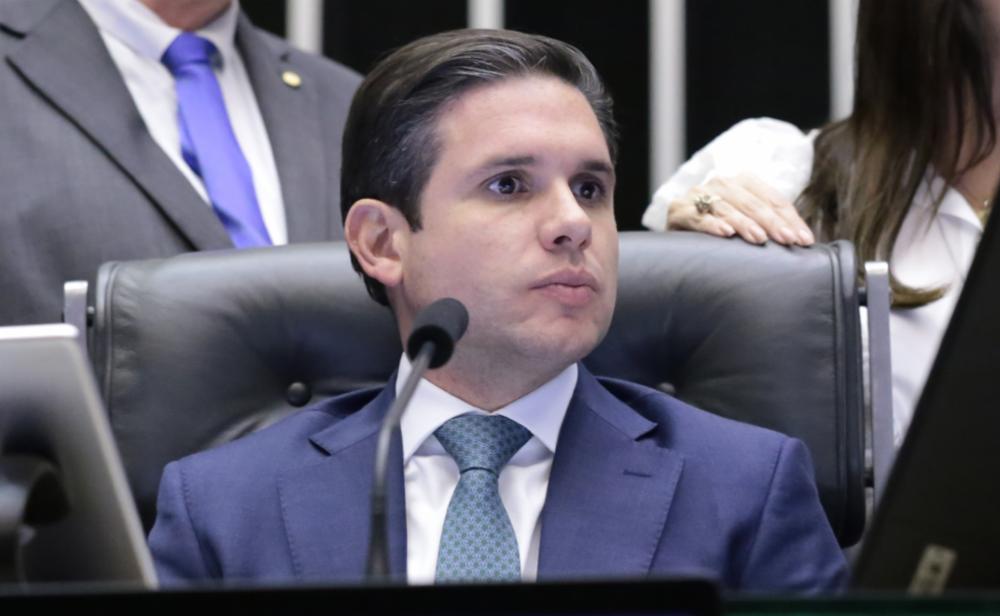 Fim da escala 6×1 é compromisso da Câmara com os trabalhadores, diz Motta