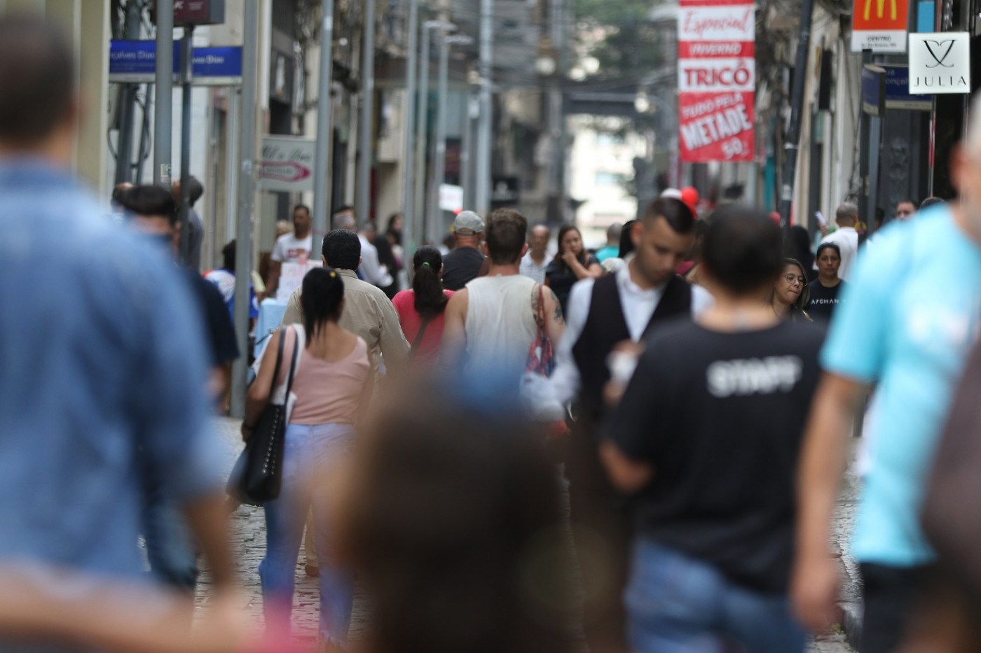 Saiba quem tem direito e como vai funcionar o novo Desenrola