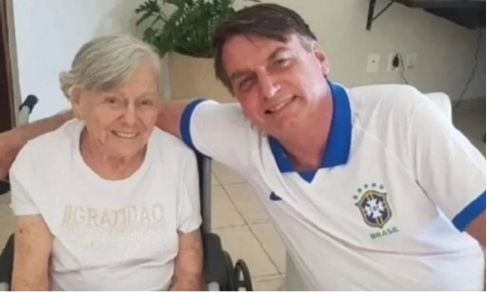 Bolsonaro e mãe