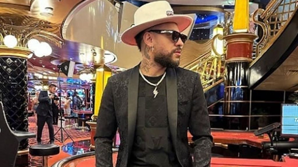 Sósia de Neymar causa correira em shopping dos EUA