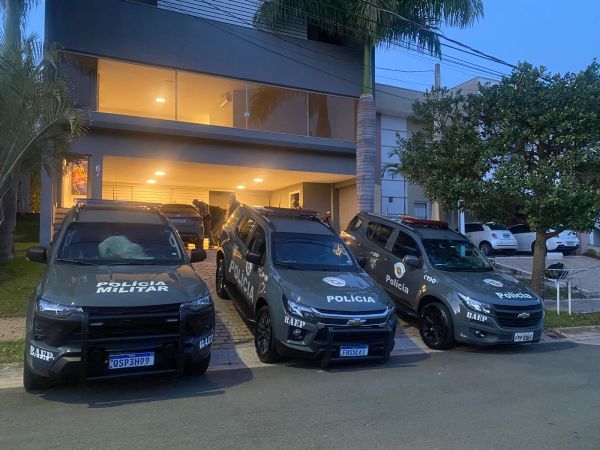 Advogado, chefe de investigação e ex-policial são presos por suposto plano para matar promotor em SP