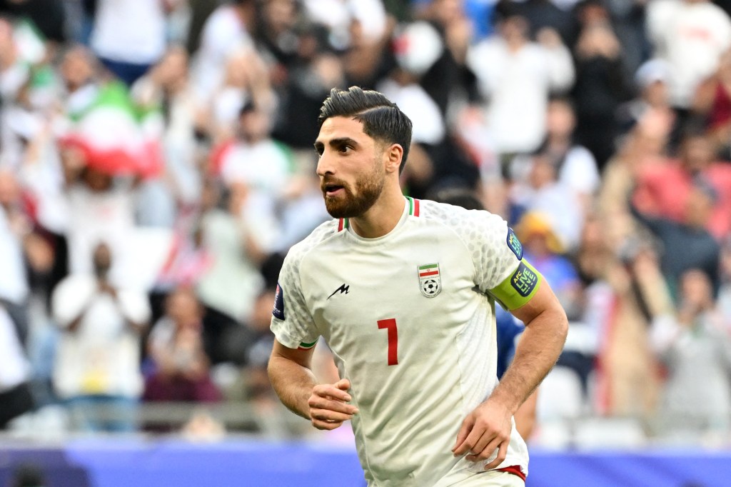 Capitão da seleção do Irã diz ter escapado de assalto no México após revelar sua origem