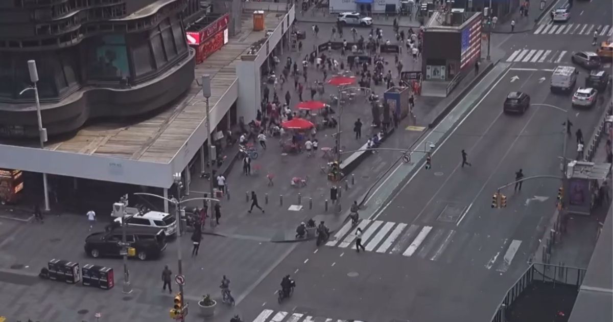 Polícia de Nova York diz que prendeu suspeito de ataque a tiros na Times Square