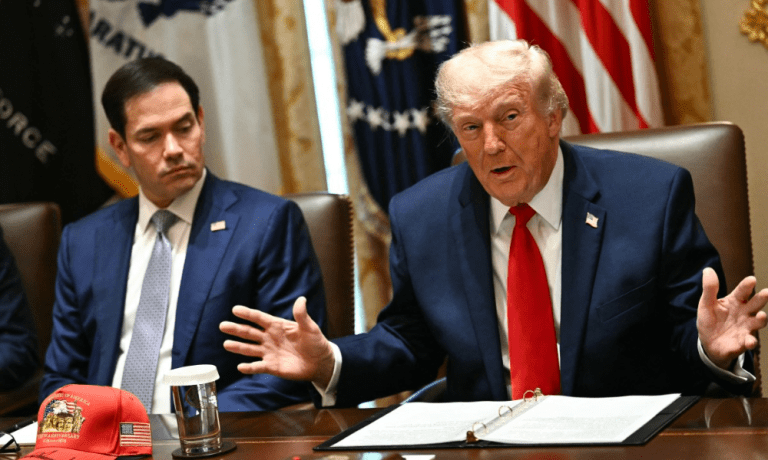 Presidente dos EUA, Donald Trump, e o Secretário de Estado, Marco Rubio